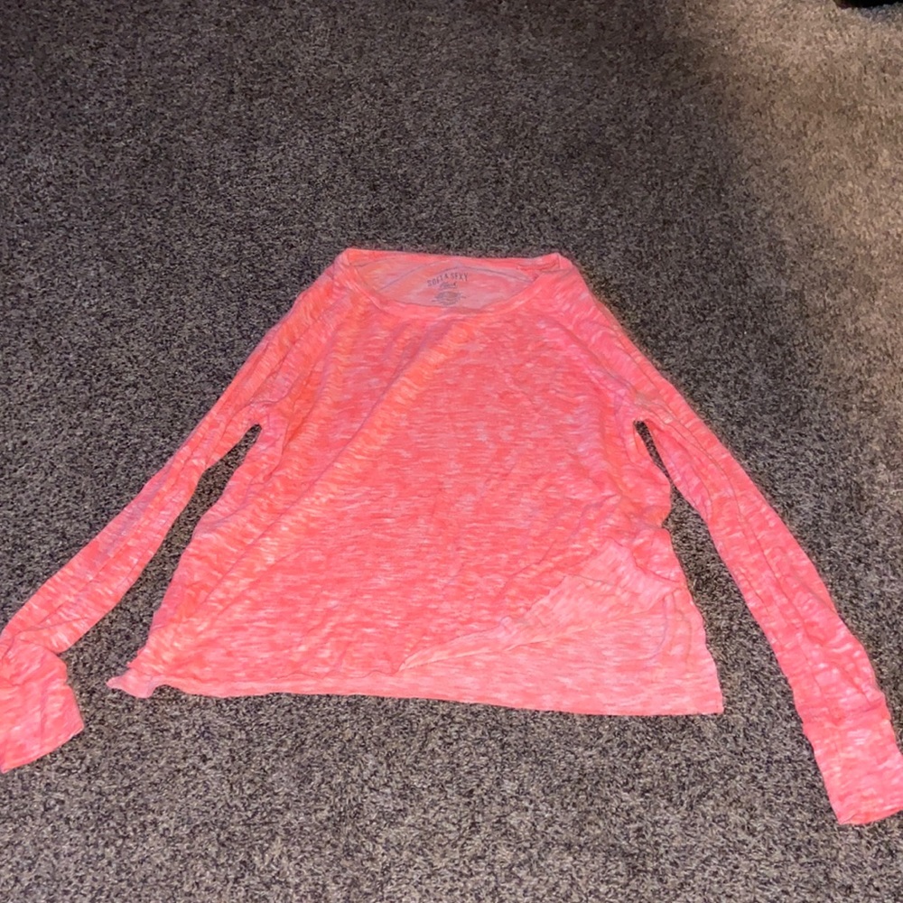 American Eagle long sleeve pink shirt